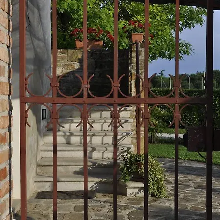 Casa Griunit Feriegård Capriva del Friuli